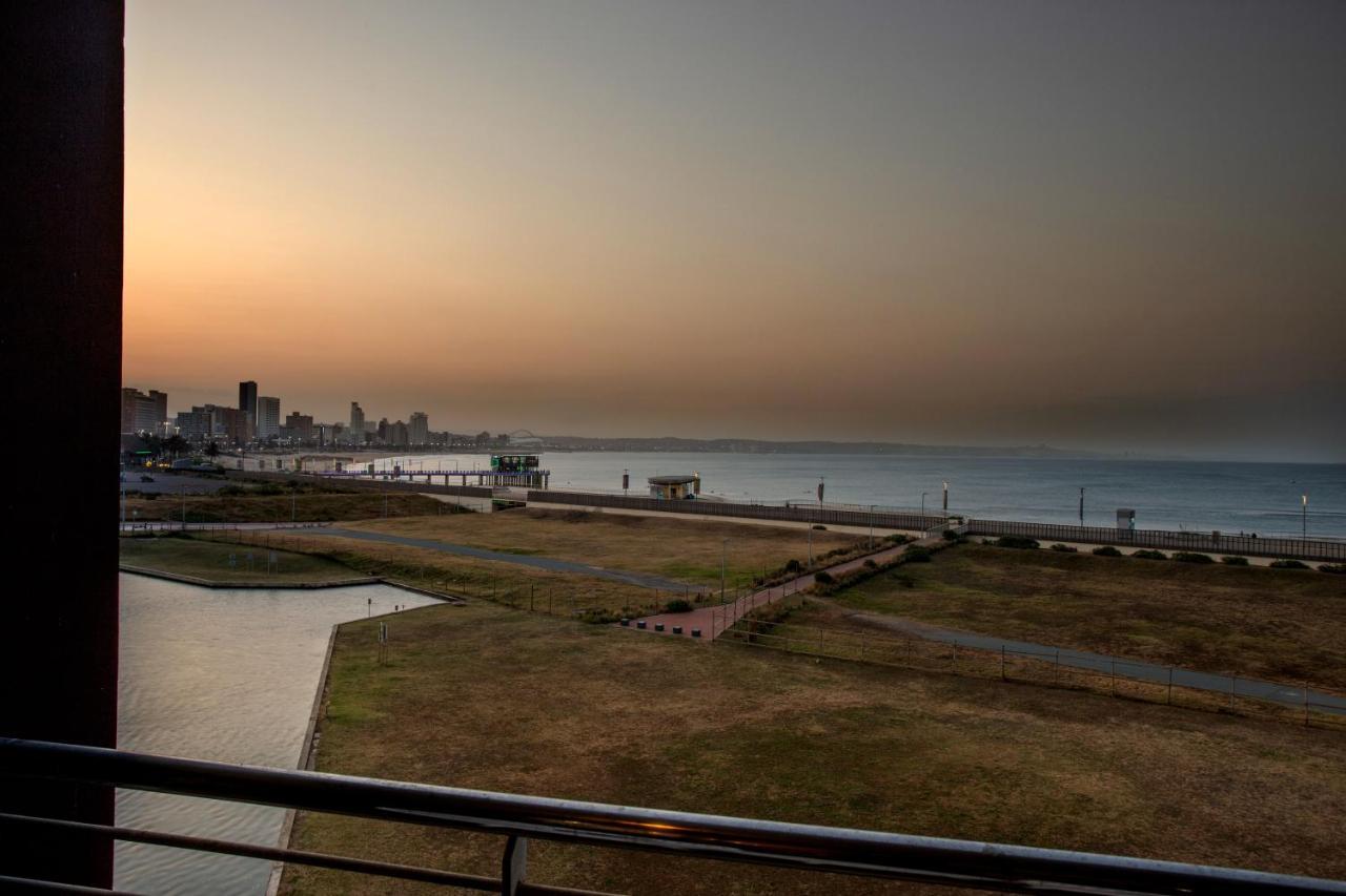 Stay At The Point - Kaleidoscopic Caribbean Cruise Durban Exterior photo